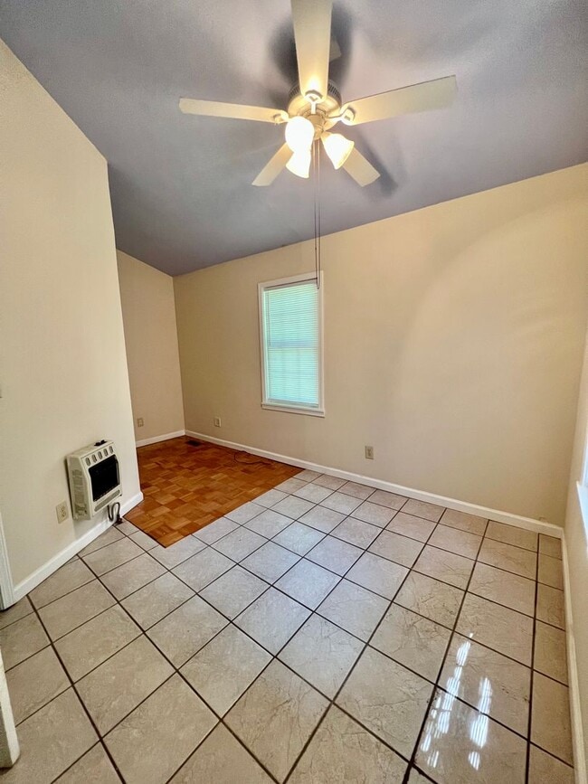 Photo - 112 Cherry Ln