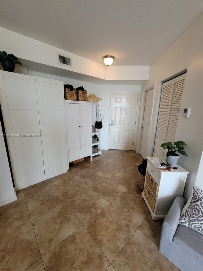 Photo - 2600 SW 27th Ave Unit 502