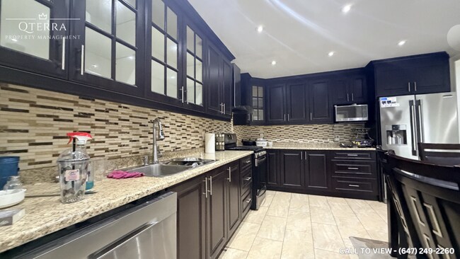 Photo - 33 Hall Cres