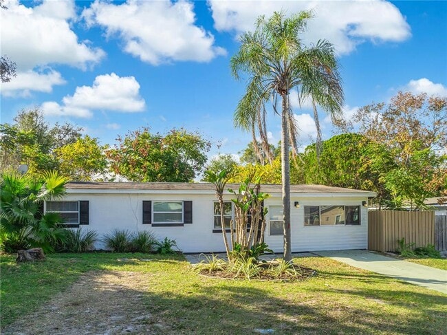 Photo - 2338 Juno Ave