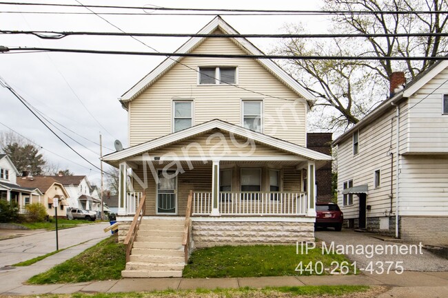 Photo - 3971 E 71st St House