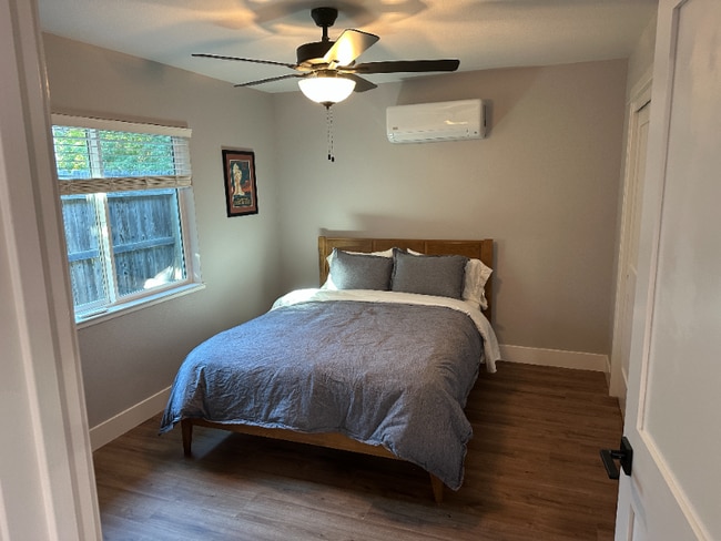 Photo - 1125 W 12th Ave