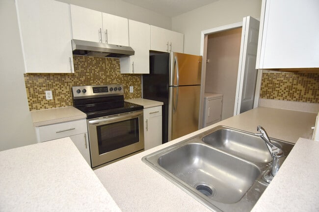 Photo - **Beautiful 3-Bedroom, 2-Bath Condo in Gated Courtney Landing – Prime Lee Vista Location!** Unit 622