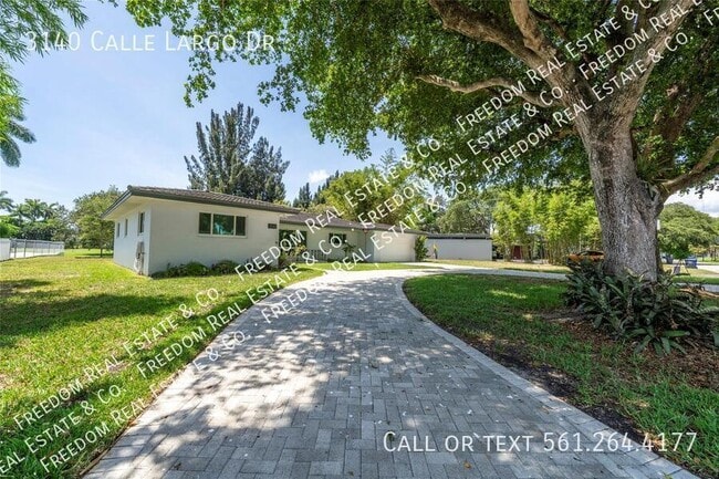Building Photo - 3140 Calle Largo Dr