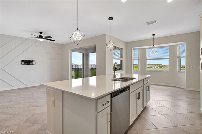Photo - 5629 Double Eagle Cir Unit 4242