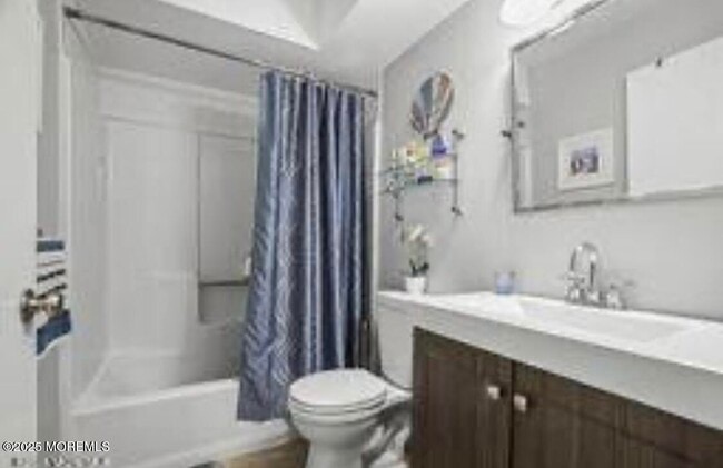 Photo - 111 5th Ave Unit 7