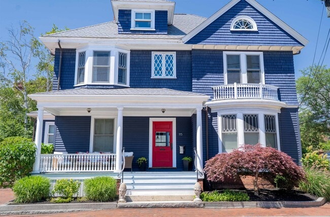 Photo - 115 Court St