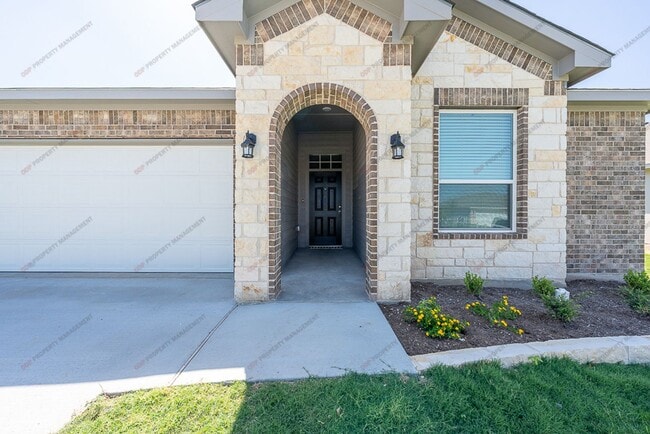 Photo - 1458 Shadow Hl Ln
