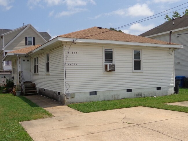 Building Photo - Coronet4638 Unit #A