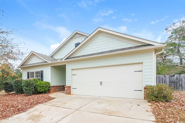 Photo - 3482 Sandstone Trail SE