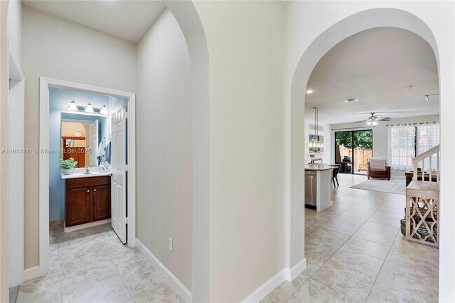 Photo - 10450 Wellington Parc Dr