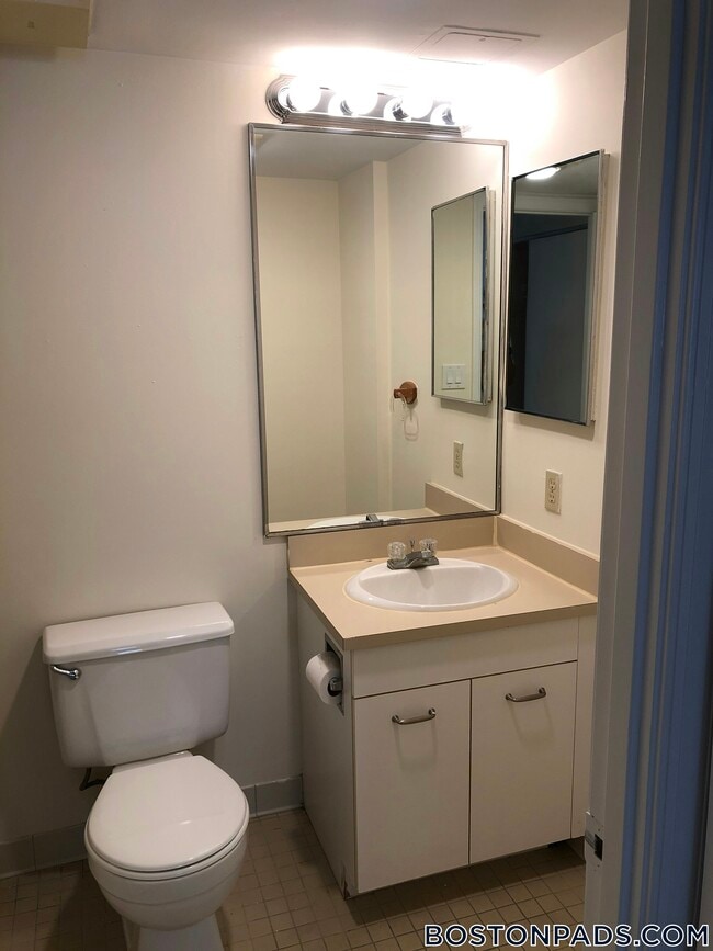 Photo - 345 Franklin St Unit 305