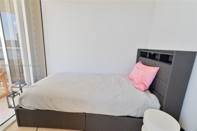 Photo - 7000 Island Blvd Unit 1402