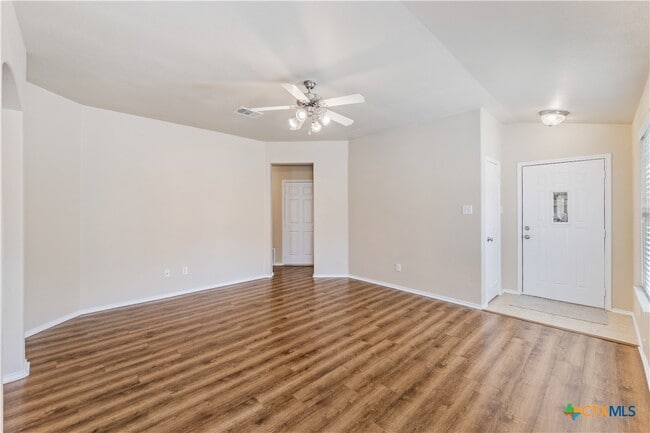 Photo - 9816 Tully Weary Ln