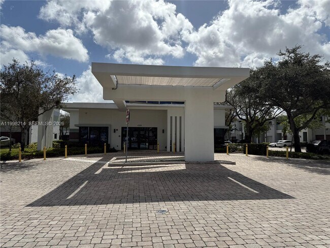 Photo - 4393 NW 9th St.