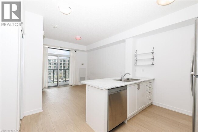 Photo - 101 Shoreview Pl Unit 428