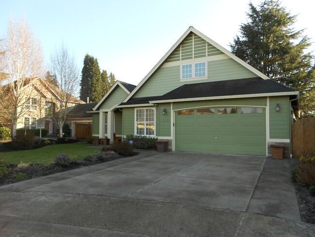 Building Photo - Ranch Home w/ Oversized Double Garage & Landscaping Included!