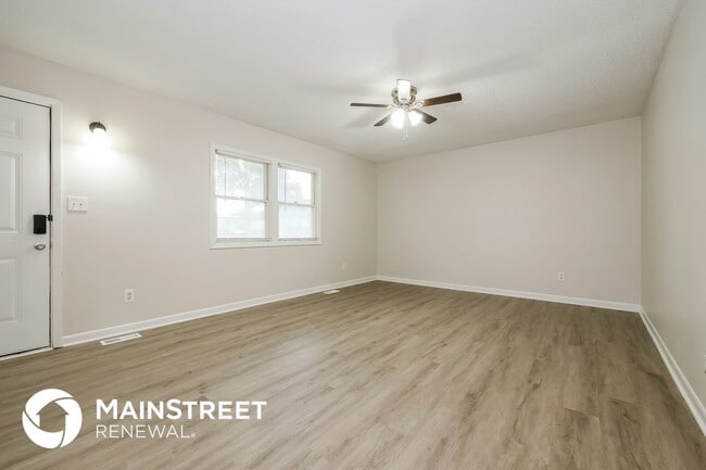 Photo - 1806 Vista Dr