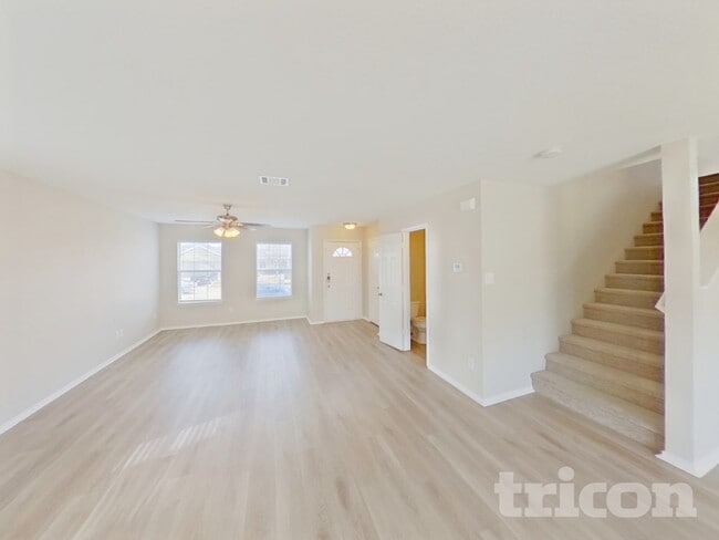 Photo - 156 Jefferson Dr