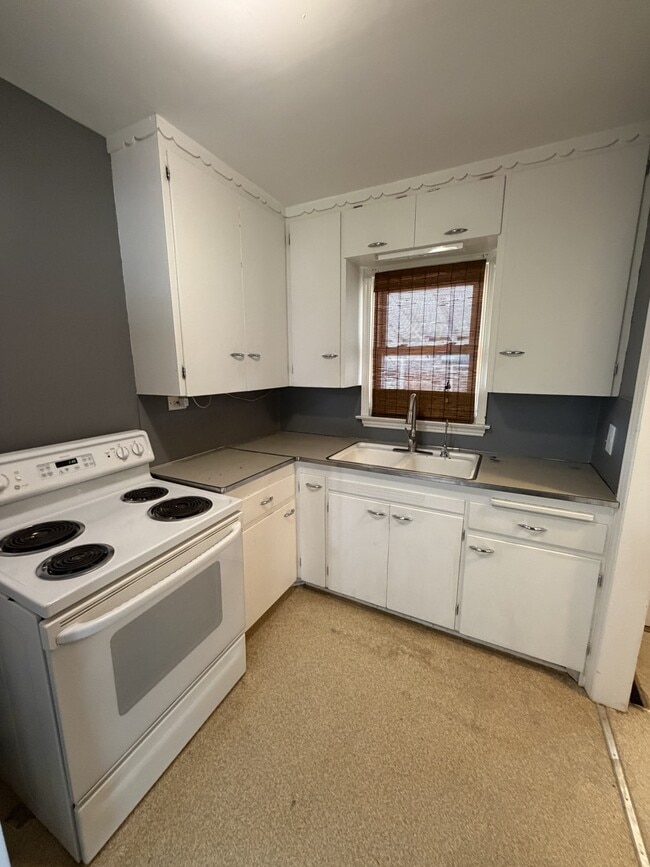 Photo - 2525 S Cherokee St