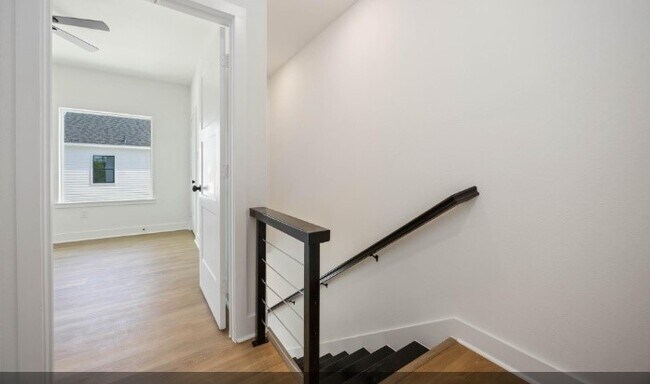 Photo - 4501 Newberry St Unit B