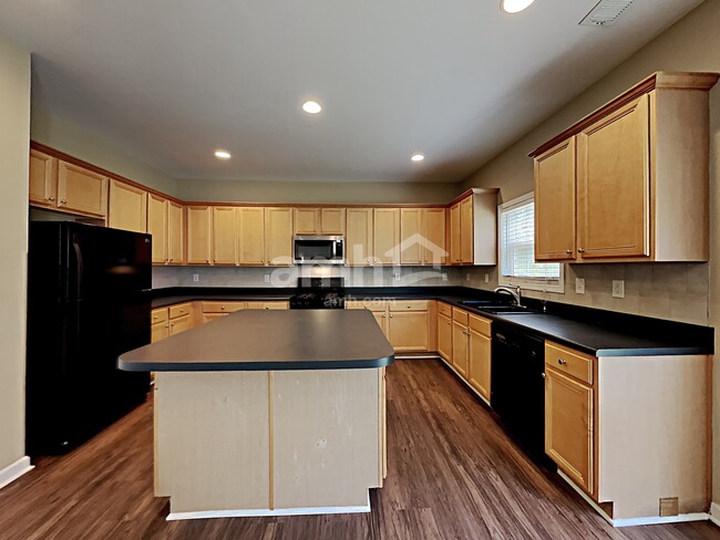Photo - 1793 Brandemere Dr SW