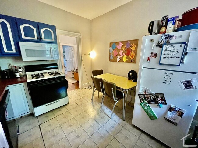 Photo - Fantastic, Spacious 3-bed /1-bath in Allston