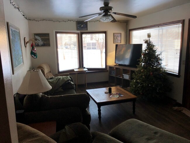 Photo - 228 S 4th St