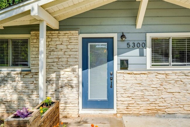 Photo - 5300 Halmark Dr