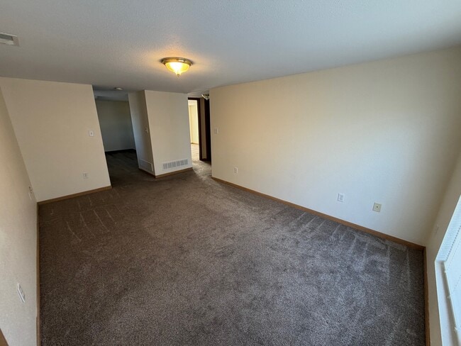 Photo - 614 1/2 Broad St