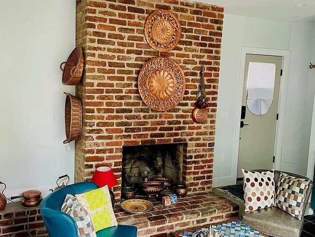 Photo - 211 10th St SE