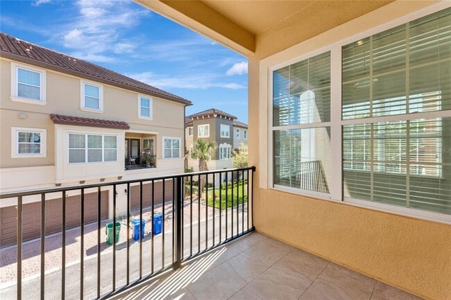 Photo - 2440 Lobelia Dr