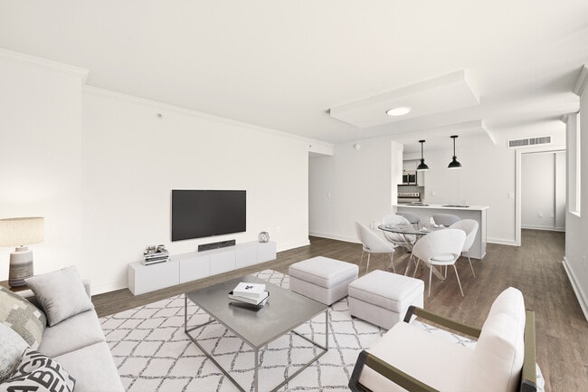 Photo - Cortland at McLean