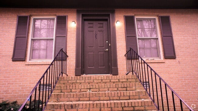 Building Photo - 125 Highland Park Dr Rental
