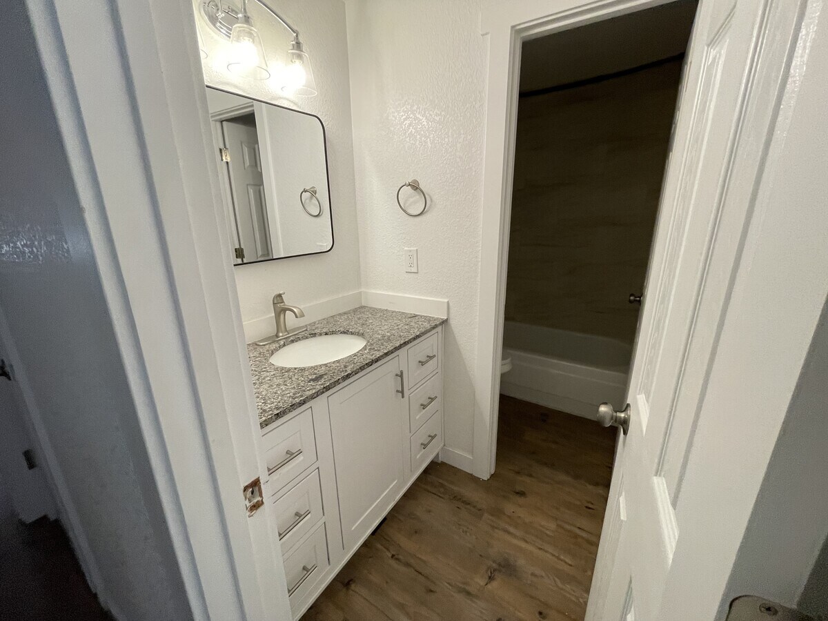 Photo - 113 Lilac Way