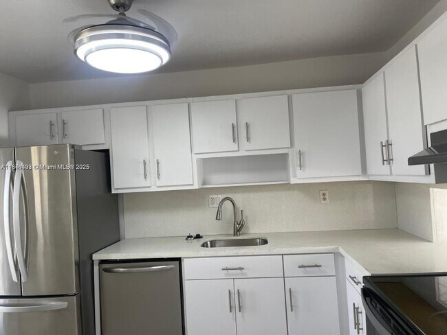 Photo - 1 bedroom in North miami FL 33179