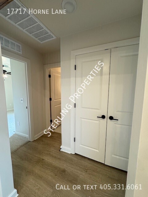 Photo - 17717 Horne Ln