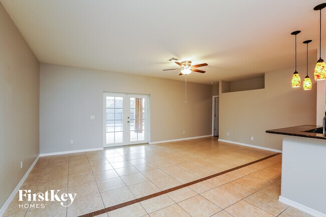 Photo - 806 Anza Ave