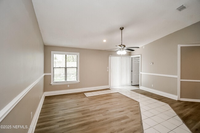Photo - 8272 Hamden Rd W