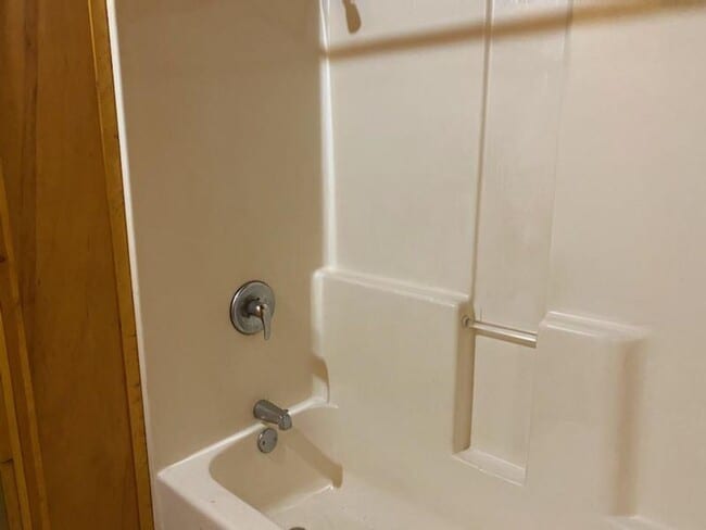 Building Photo - 515 N 12th St Unit 113 - 515-C North 12th Street Rental
