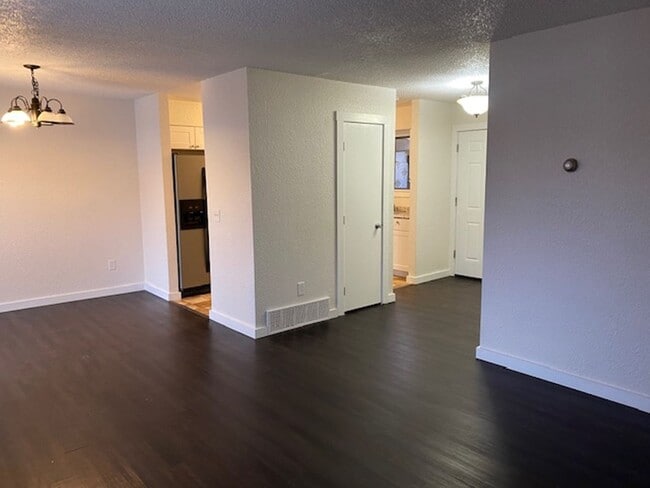 Photo - 145 Bohl Ave