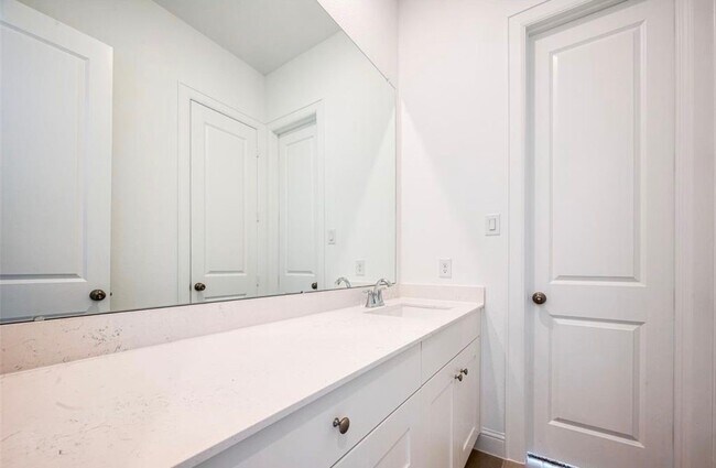 Photo - 6715 Iron Clover Dr