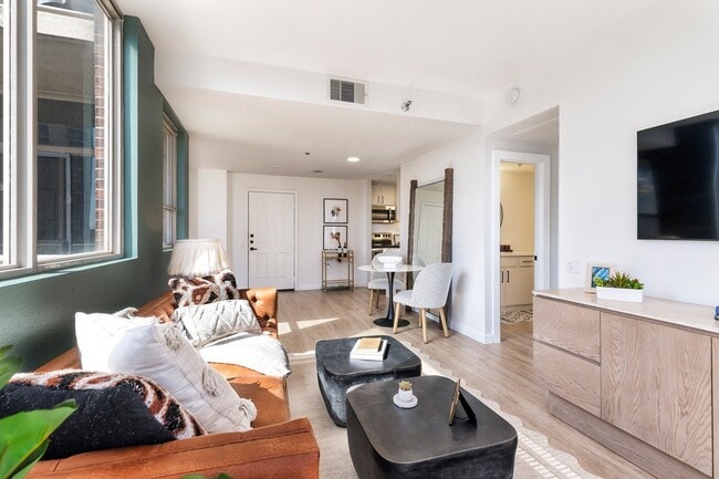 Photo - Whitney Uptown