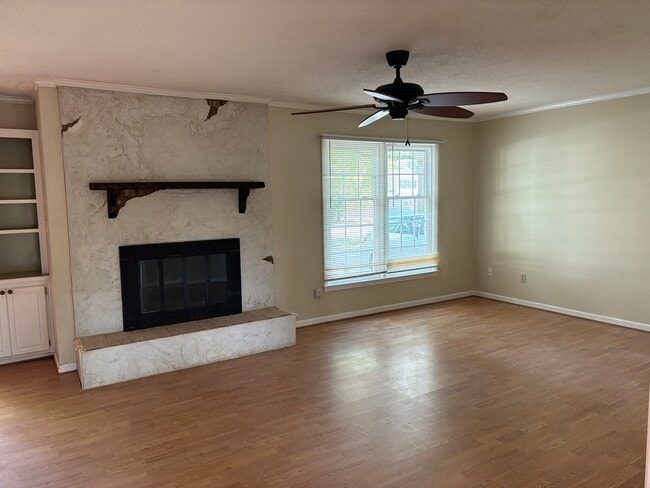 Photo - 604 Stafford Ave