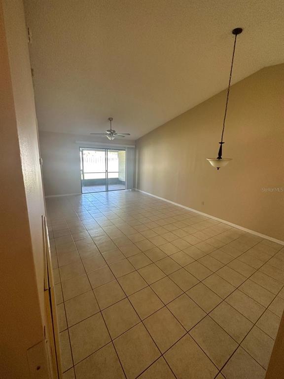 Photo - 30 Silver Falls Cir