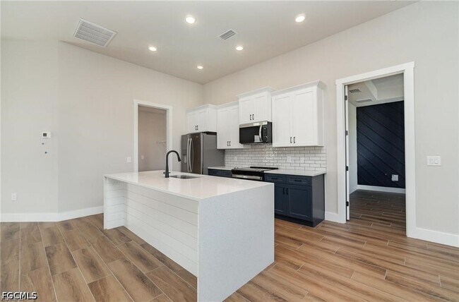 Photo - 1915 NW 29th Ave