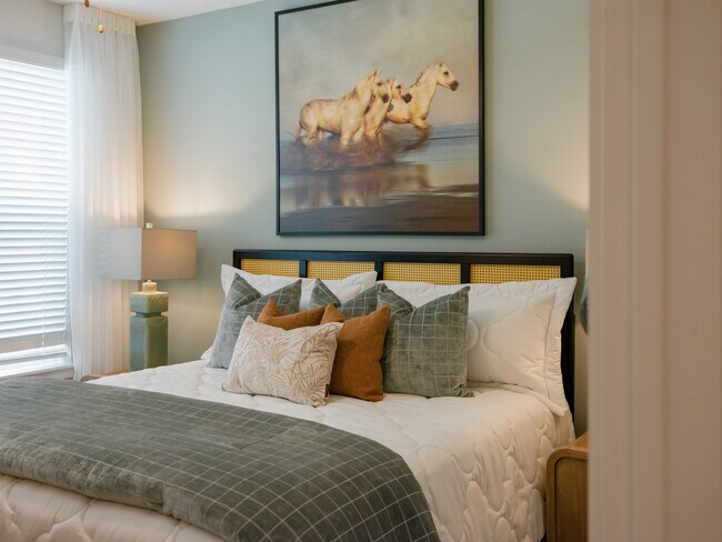Photo - The Edgewater on Lake Fairview