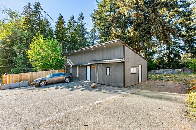 Photo - Waller Estates 4919-4929 Waller Road East Unit 4919