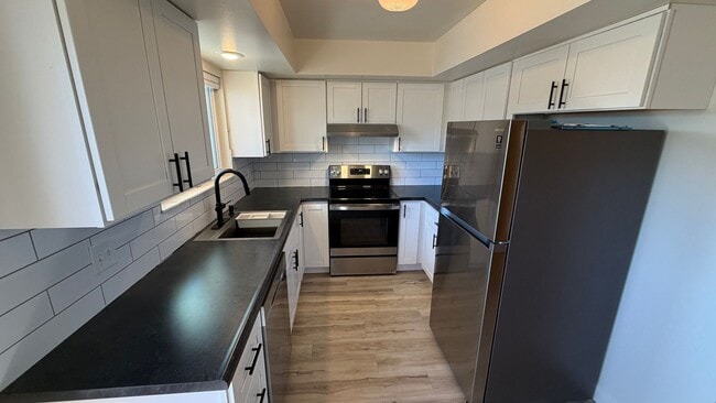 Photo - 1100 Harvard Wy Unit 1102 Harvard Way