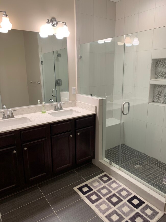 Baño - 719 S Braddock St Unidad Master Bedroom